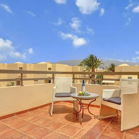 Downwind Villa, Pool, Parking, Fibre