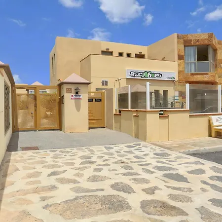 Downwind Villa, Pool, Parking, Fibre * La Tejita