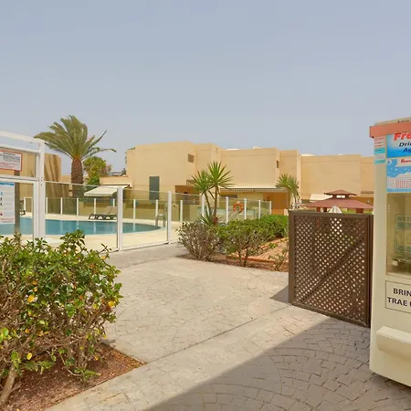 Downwind Villa, Pool, Parking, Fibre