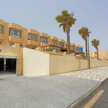 Downwind Villa, Pool, Parking, Fibre Semesterbostad La Tejita